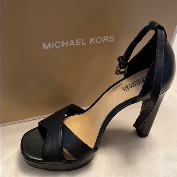 Ankle strap leather Michael Kors Sandals - Picture 4 of 4
